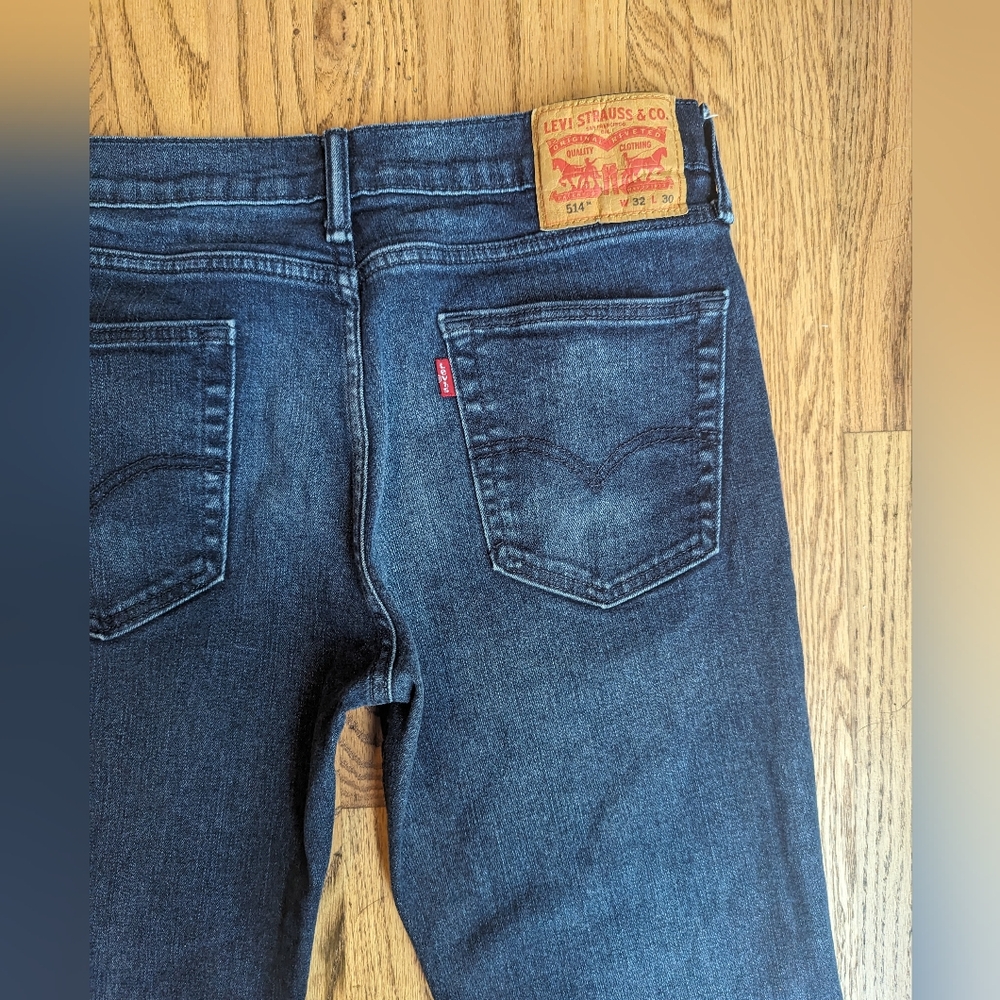 Levi's 514 Dark Wash Jean's - Mens 32 x 30 - Straight Fit Flex - EXCELLENT